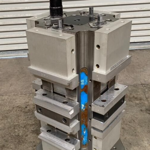 18 x 18 x 32 TECO Toolex Relock 8 Station 8” vise Tombstone CNC Machining Center