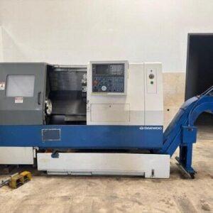 Daewoo Doosan Puma 250-B CNC Lathe Turning Center with Tailstock Fanuc 18T